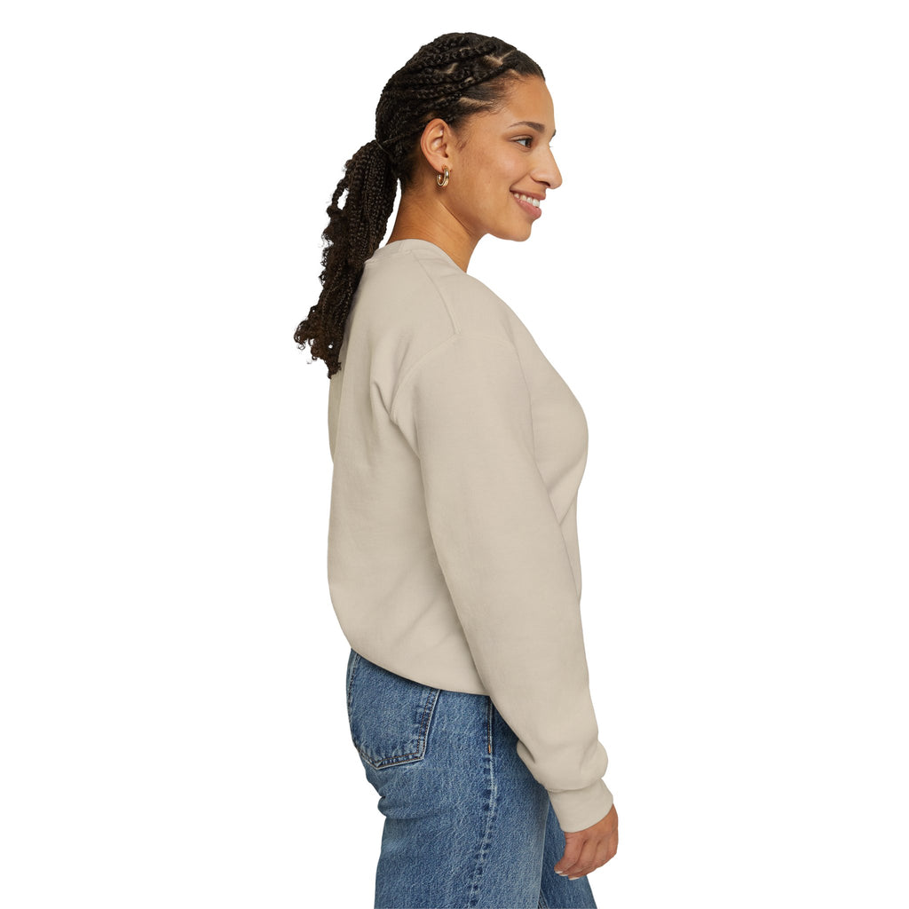 Vintage Microphone Sweatshirt — Retro Radio Mic Crewneck for Musicians & Podcasters