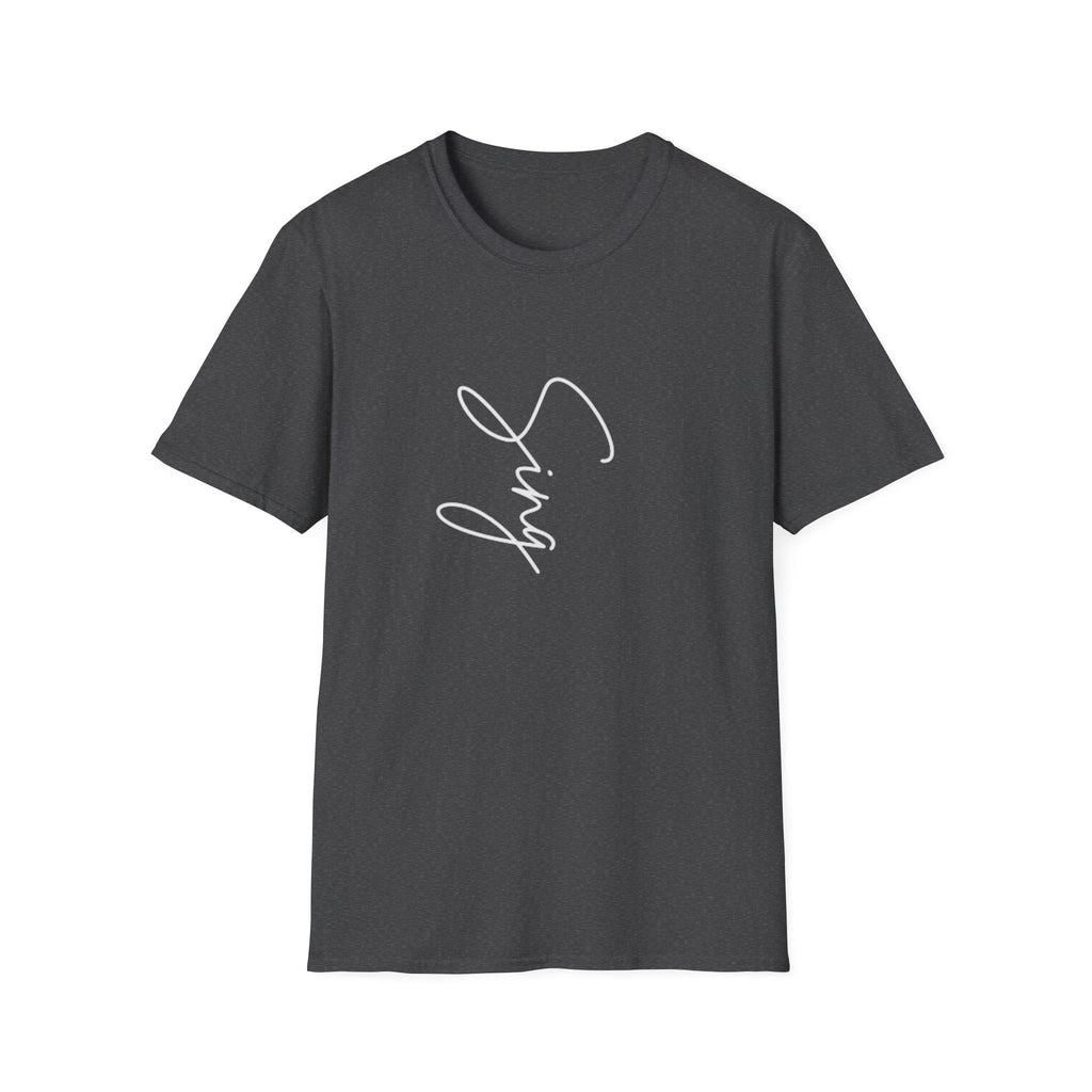 T-Shirt – Script 'Sing' Minimalist Graphic Tee